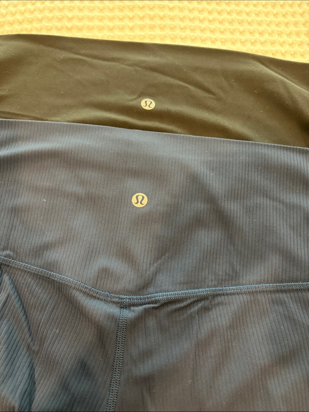 Lululemon Align Crop High-Waist Leggings - Black & Navy